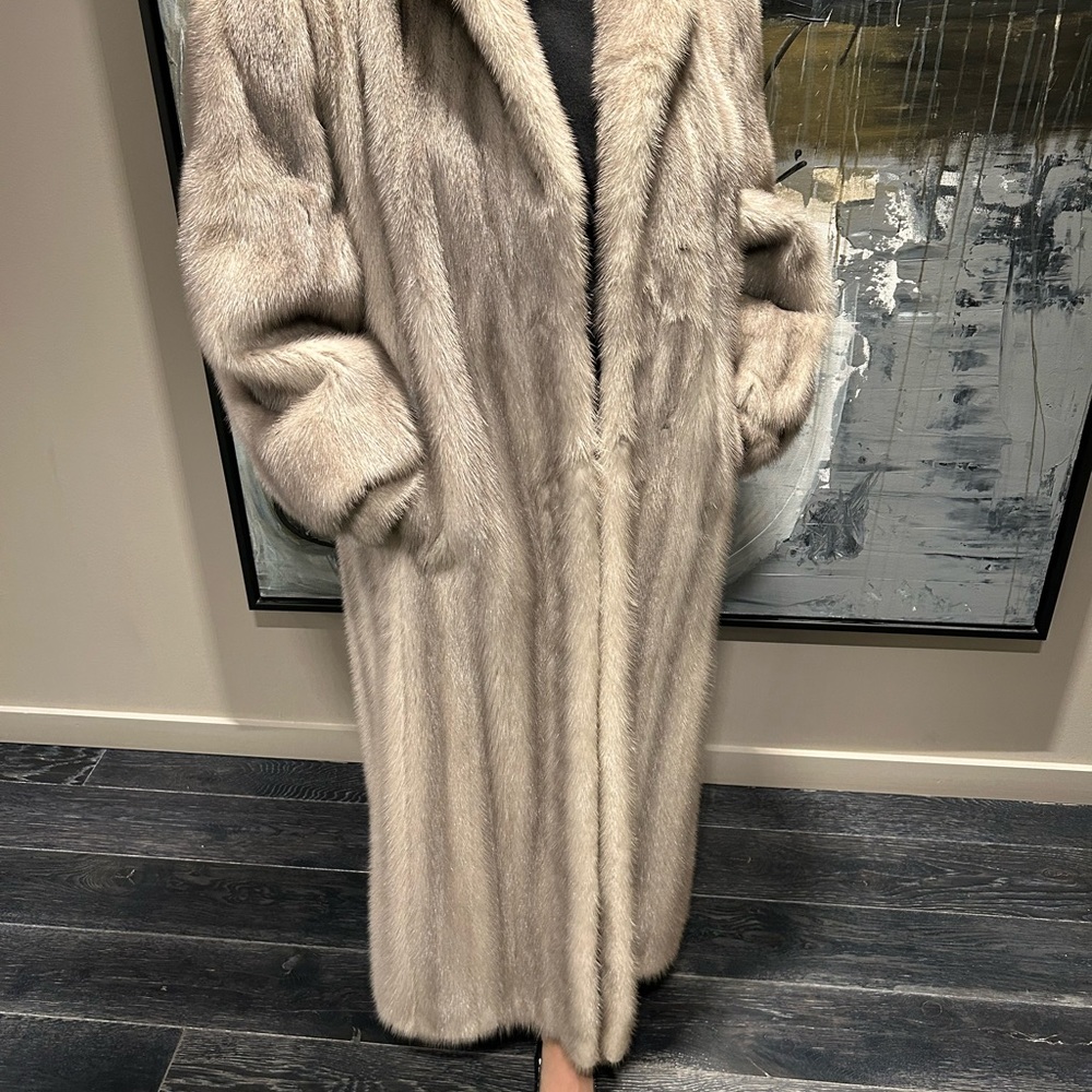 Sapphire Mink- full length-size 12-14. Beautiful silk lining- no monogram.
